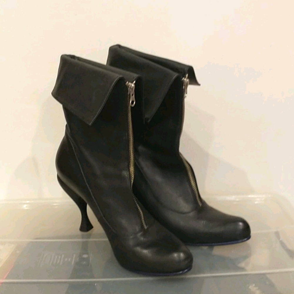 Fluevog Second Miracles Huascaran Boots